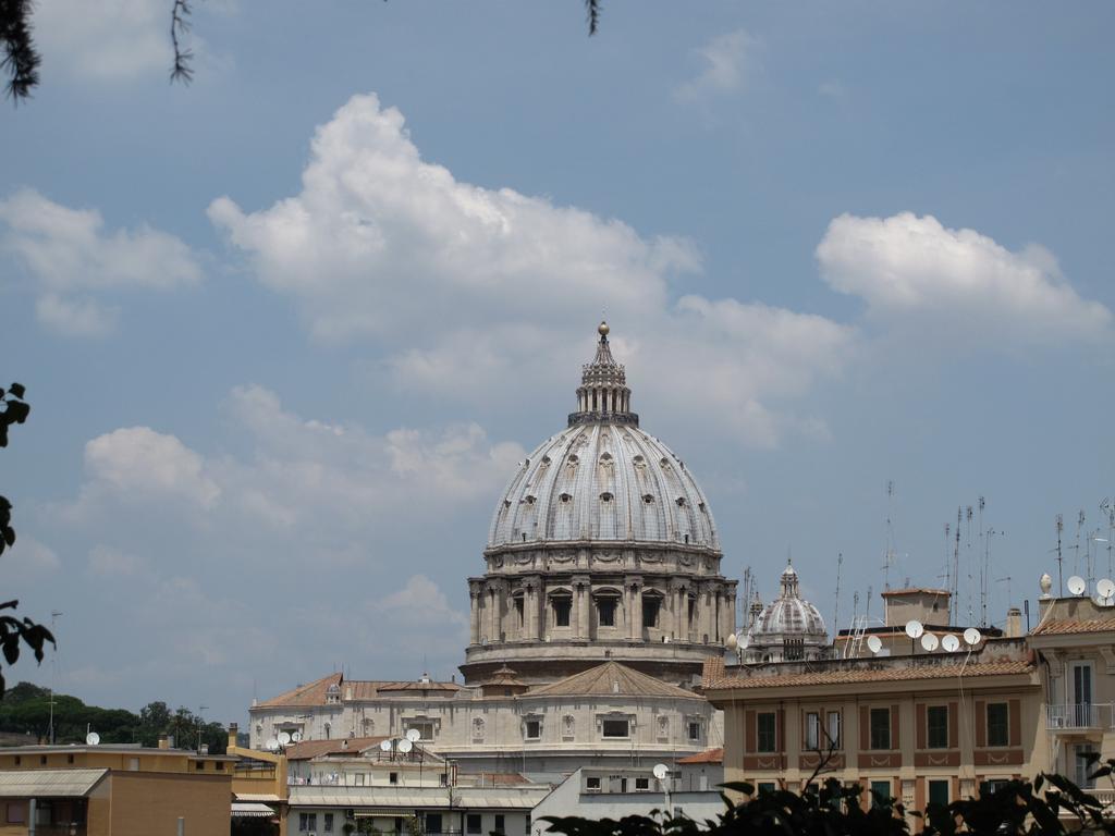 Ferrari Al Vaticano Roma Ngoại thất bức ảnh